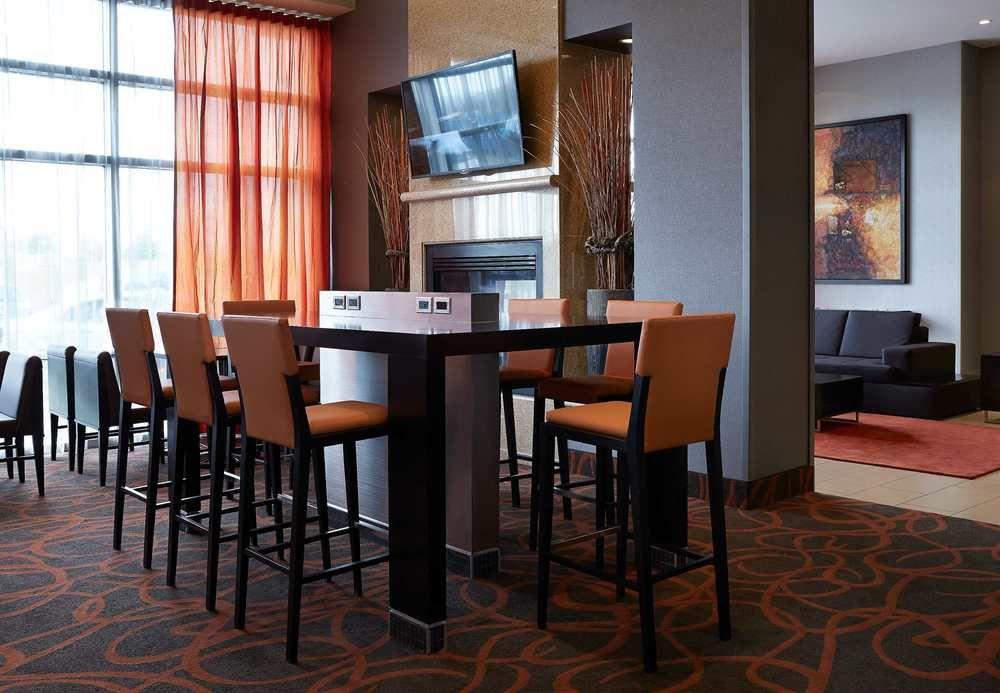 Residence Inn By Marriott Montreal Airport Дорваль Екстер'єр фото